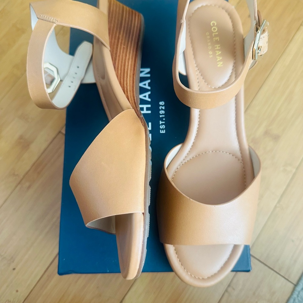 Cole Haan - Picture 2 of 4
